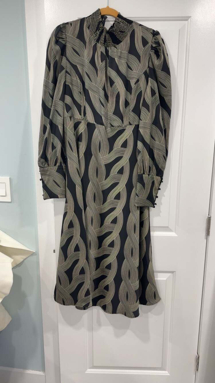 The Collective Black and Gold Graphic Wave Print Long Sleeve Midi Dress Size XL